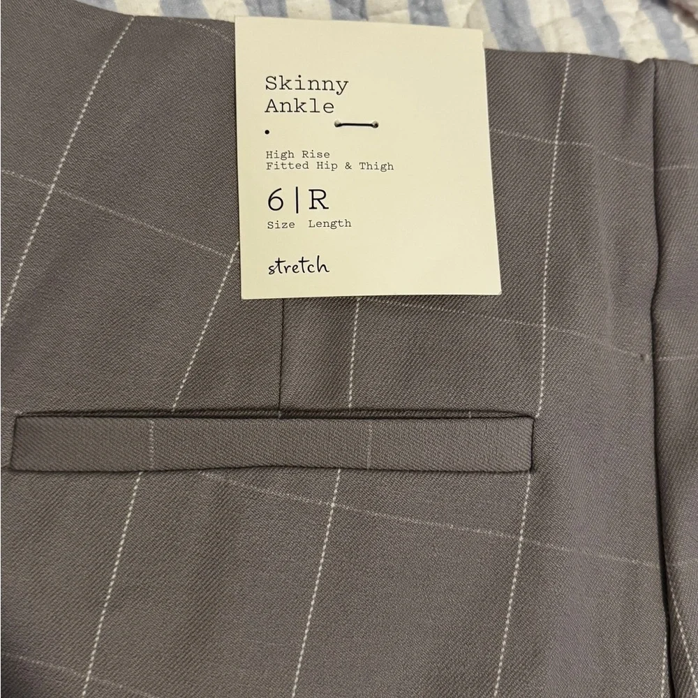 A New Day Gray ankle pants - Picture 3 of 4